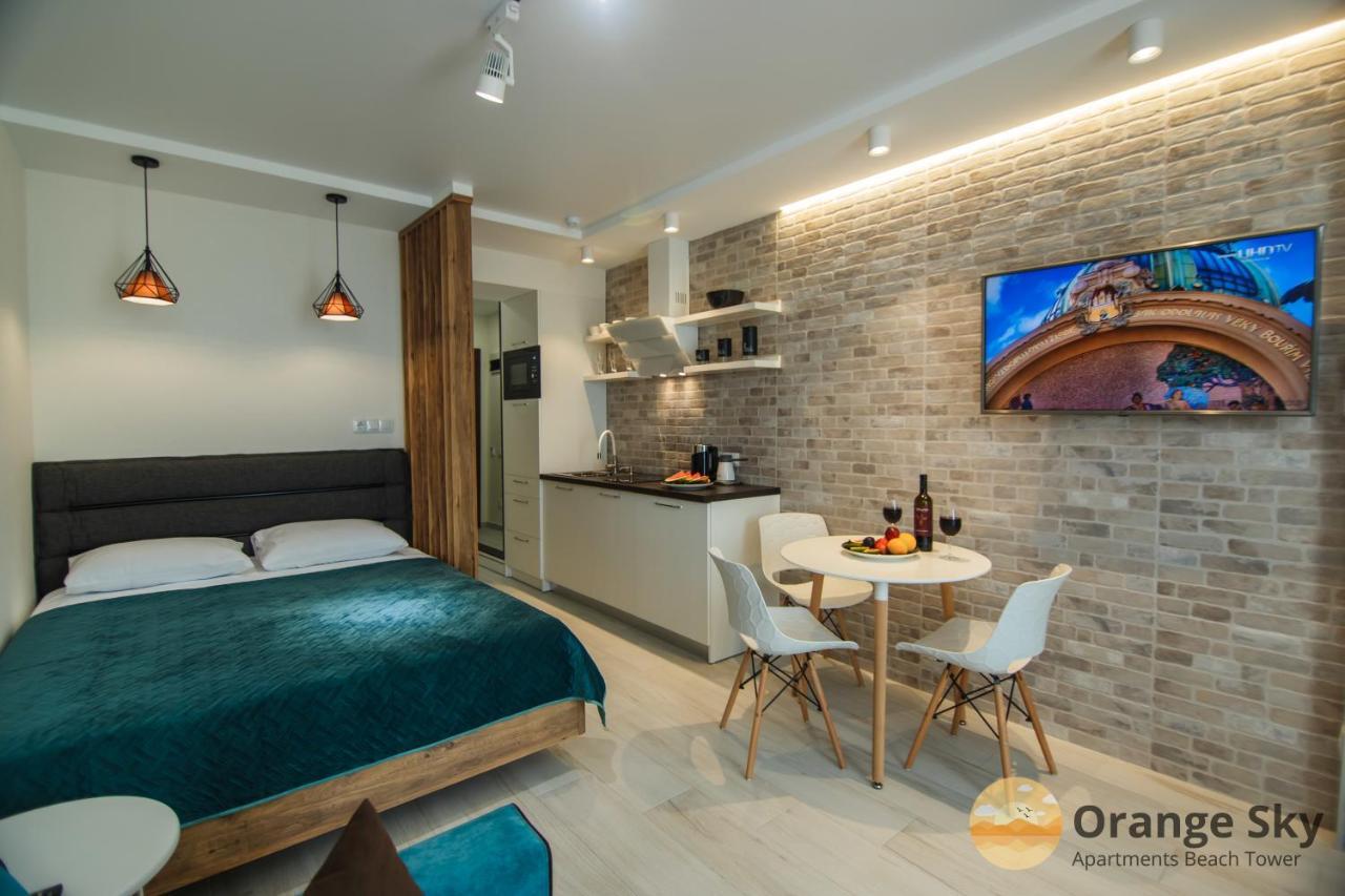 Orange Sky Apartments Beach Tower Батуми Екстериор снимка