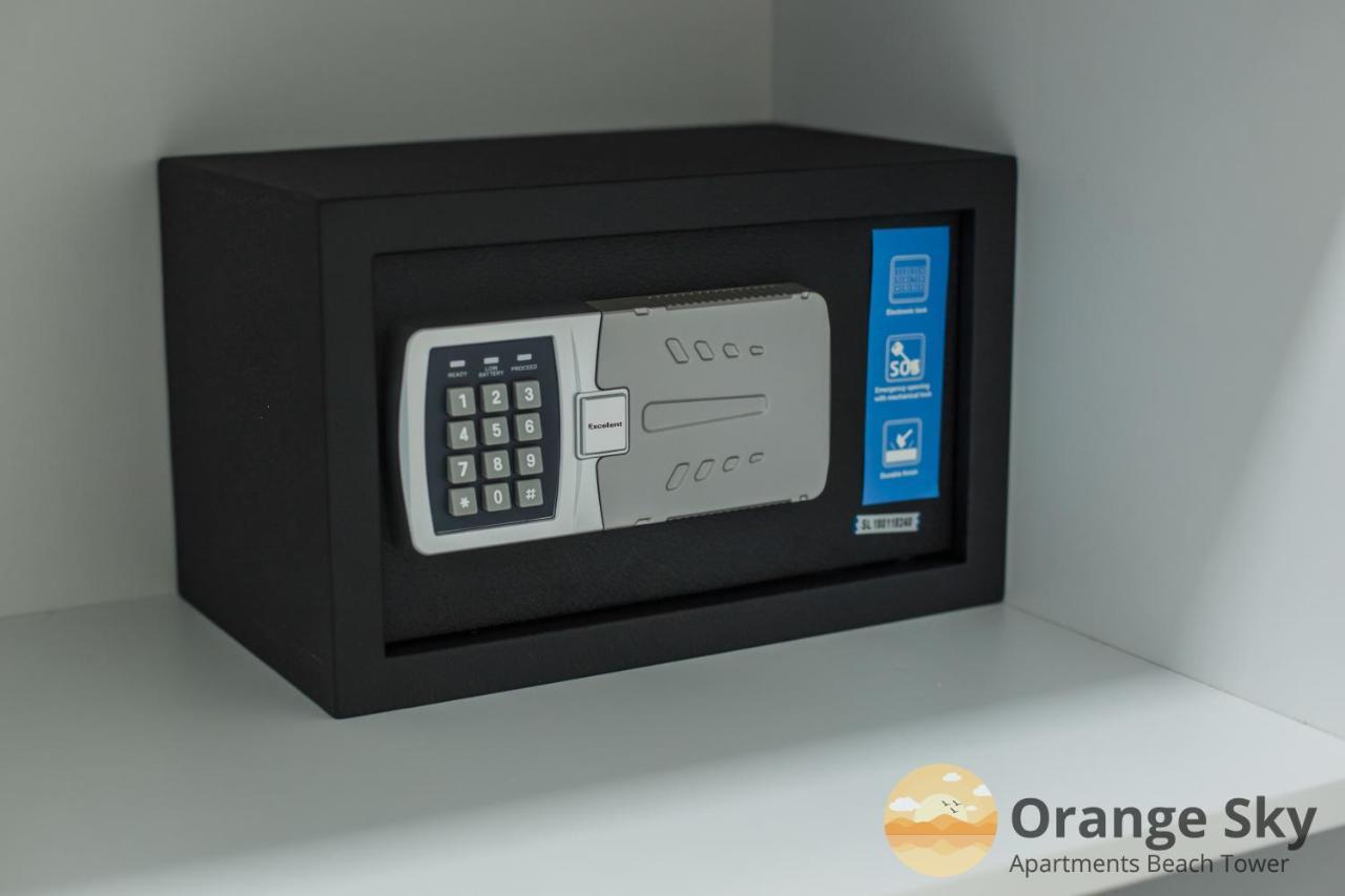 Orange Sky Apartments Beach Tower Батуми Екстериор снимка