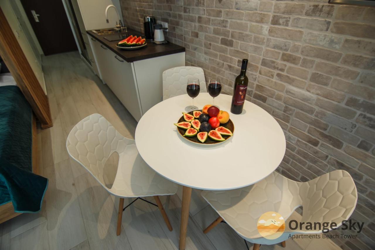Orange Sky Apartments Beach Tower Батуми Екстериор снимка